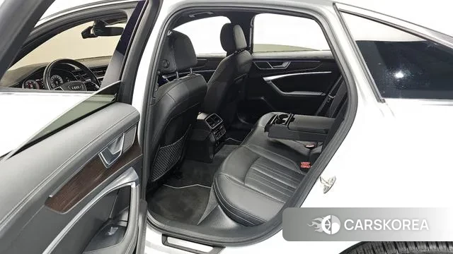 Audi A6 (C8) 2022 Белый из Кореи, фото 2