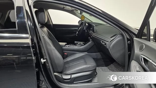 Hyundai Sonata (DN8) 2022 Черный из Кореи, фото 2