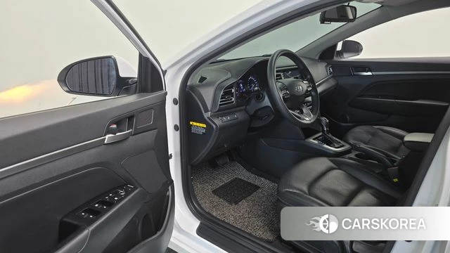 Hyundai The New Avante AD 2019 Белый из Кореи, фото 2