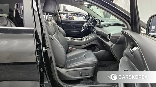 Hyundai The New Santa Fe 2023 Черный из Кореи, фото 2