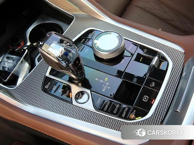BMW X6 (G06) 2022 Белый из Кореи, фото 2