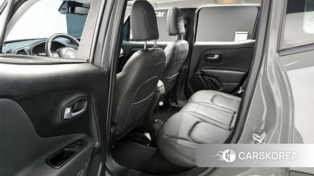 Jeep Renegade 2022 Песочный из Кореи, фото 2