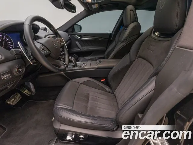 Maserati Ghibli 2022 Черный из Кореи, фото 2