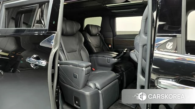 Toyota Alphard 4th Generation 2024 Черный из Кореи, фото 2