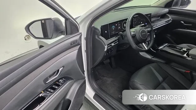 Hyundai The New Tucson (NX4) 2024 Белый из Кореи, фото 2