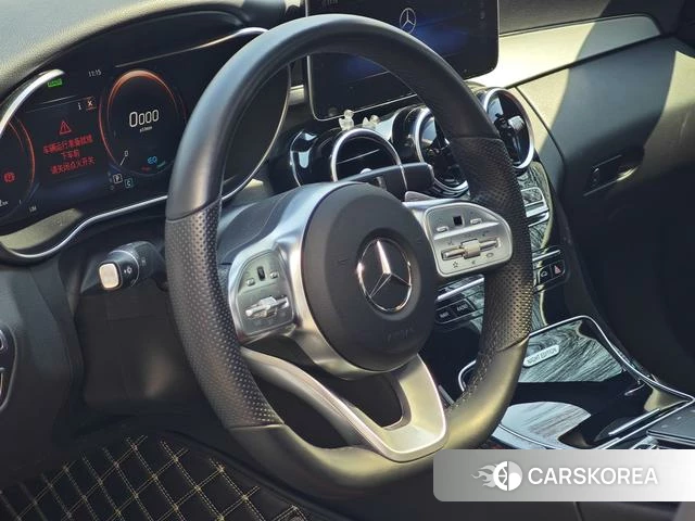 Mercedes-Benz Class C 2021 Белый из Китая, фото 2