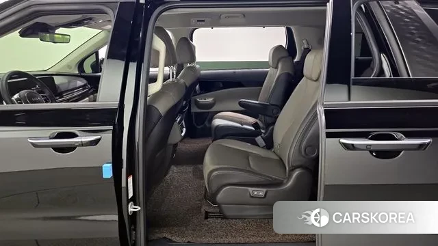 Kia The New Carnival 4th Generation 2024 Черный из Кореи, фото 2