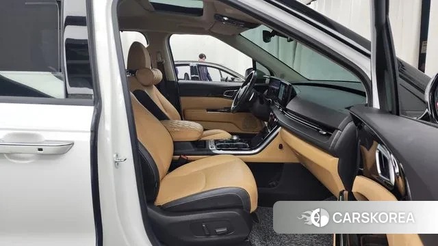 Kia Carnival 4th generation 2022 Белый из Кореи, фото 2