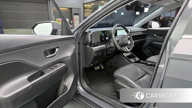 Hyundai Kona (SX2) 2023 Серый из Кореи, фото 2