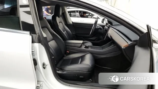 Tesla Model 3 2020 Белый из Кореи, фото 2