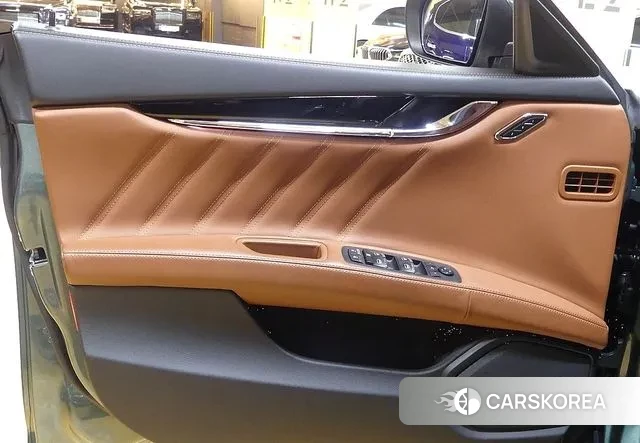 Maserati Quattroporte 2020 Синий нефрит из Кореи, фото 2