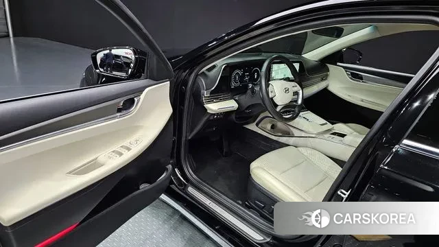 Hyundai The New Grandeur IG Hybrid 2022 Черный из Кореи, фото 2