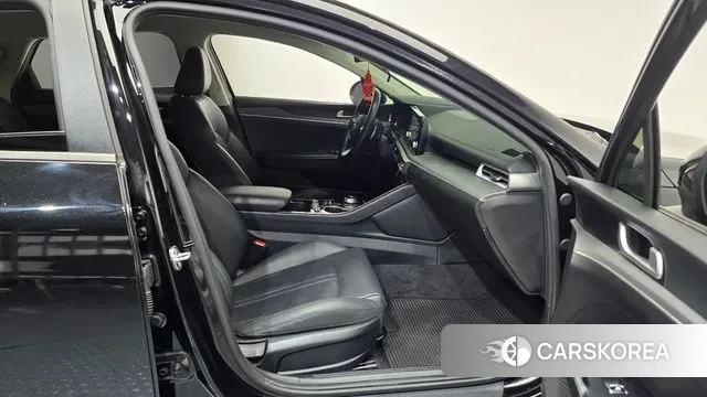 Kia K5 3rd generation 2020 Черный из Кореи, фото 2