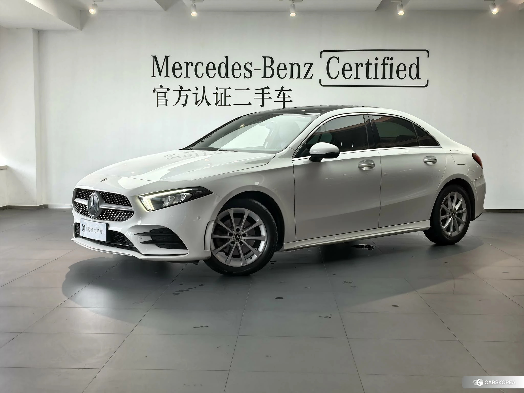 Mercedes-Benz Class A 2021 Белый из Китая, фото 2