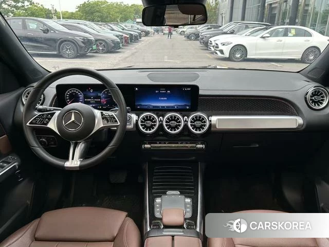 Mercedes-Benz GLB 2024 Черный из Китая, фото 2