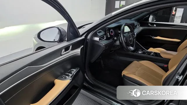 Kia K5 3rd generation 2023 Серый из Кореи, фото 2