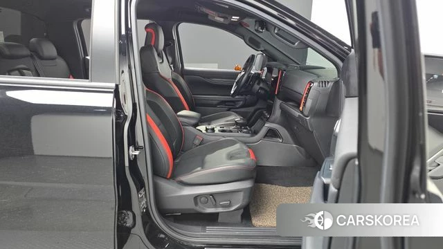 Ford Ranger 4th Generation 2024 Черный из Кореи, фото 2