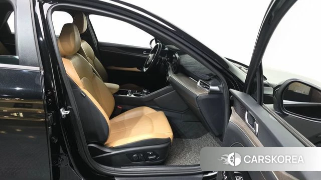 Kia K5 3rd generation 2021 Черный из Кореи, фото 2