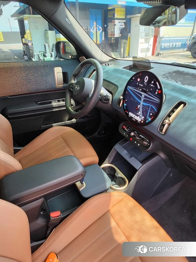 Mini Cooper S Countryman 3rd Generation 2024 Цвет галактики из Кореи, фото 2