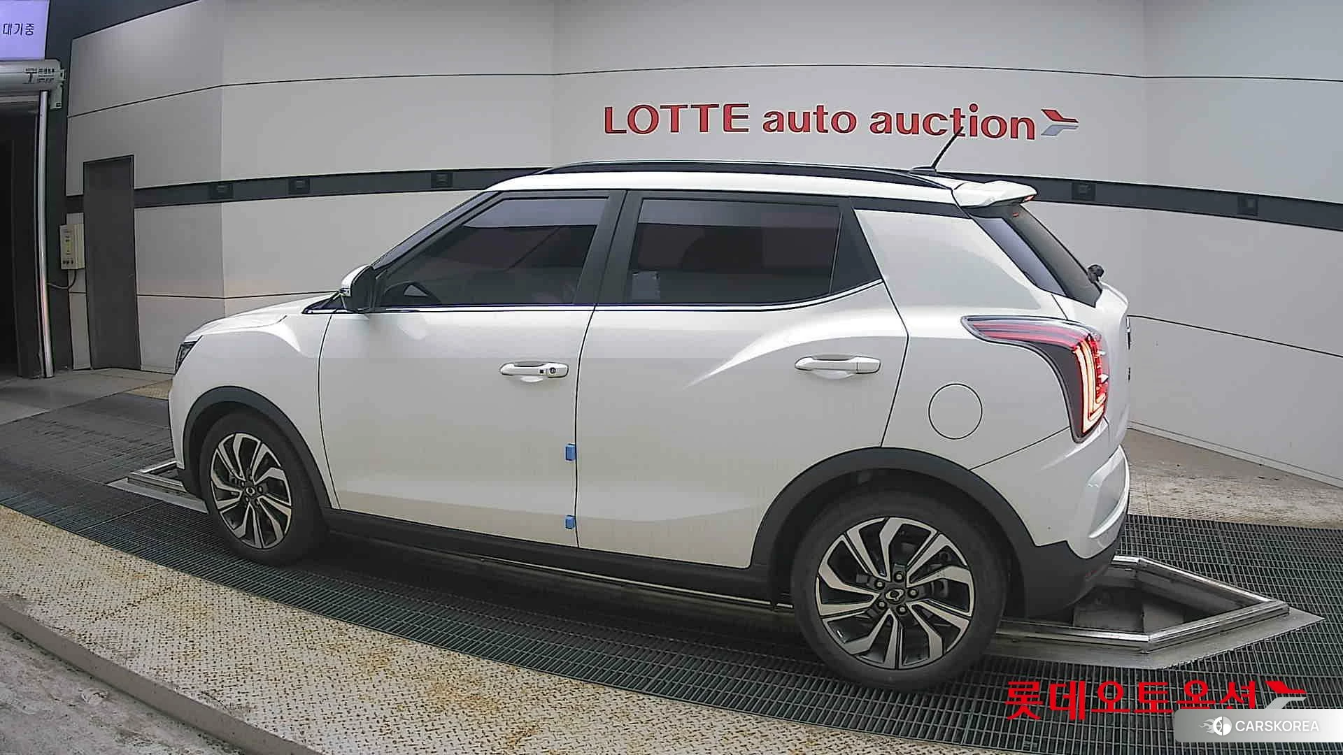 SsangYong Tivoli 2021 Grand White из Кореи, фото 2
