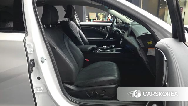 Kia K8 Hybrid 2023 Белый из Кореи, фото 2