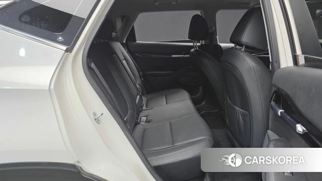 Kia Seltos 2022 Белый из Кореи, фото 2