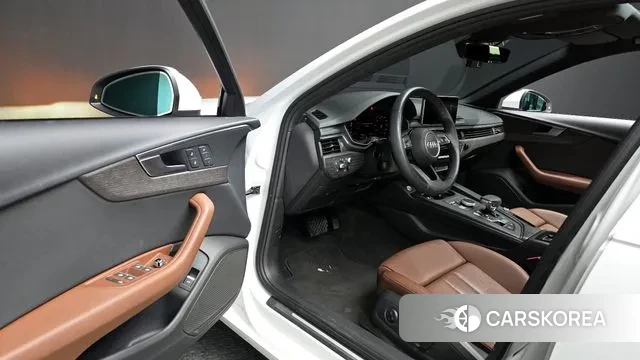 Audi A4 (B9) 2019 Белый из Кореи, фото 2
