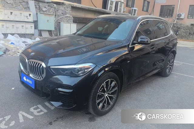 BMW X5 (imported) 2022 Черный из Китая, фото 2