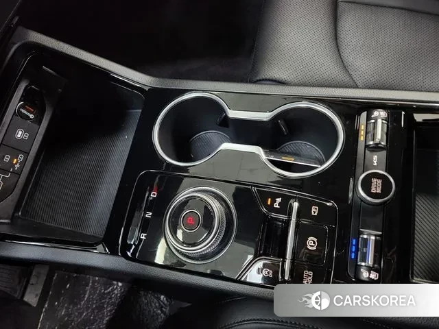 Kia The New K5 3rd generation 2024 Белый из Кореи, фото 2