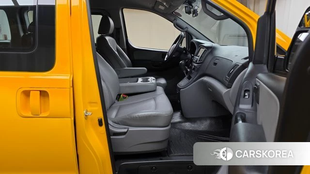 Hyundai The New Grand Starex 2019 Желтый из Кореи, фото 2