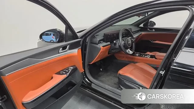 Kia The New K5 3rd generation 2024 Черный из Кореи, фото 2