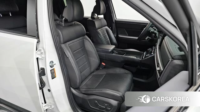 Hyundai Santa Fe (MX5) 2024 Белый из Кореи, фото 2