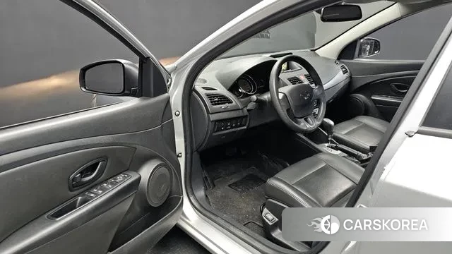 Renault Korea (Samsung) SM3 Neo 2018 Серебристо-серый из Кореи, фото 2