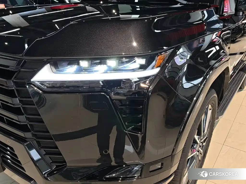 Lexus GX 2026 Черный из Китая, фото 2