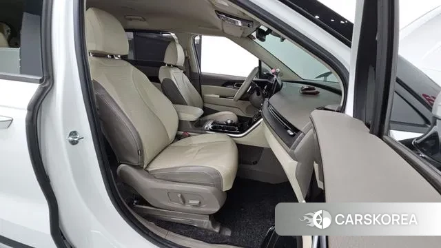 Kia Carnival 4th generation 2021 Белый из Кореи, фото 2