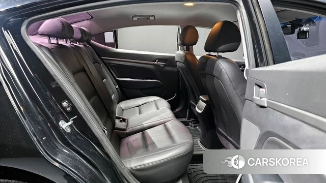 Hyundai Avante AD 2018 Черный из Кореи, фото 2