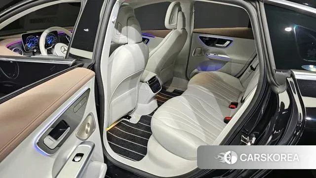 Mercedes-Benz EQE V295 2023 Черный из Кореи, фото 2