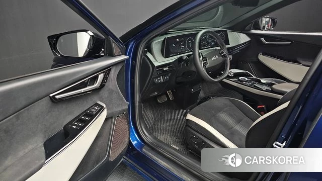 Kia EV6 2022 Синий из Кореи, фото 2