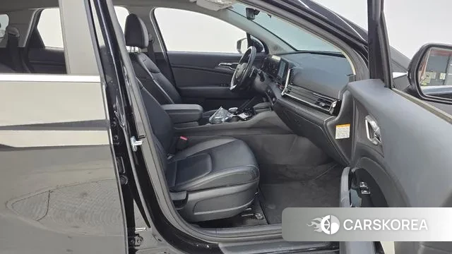 Kia Sportage 5th Generation Hybrid 2022 Черный из Кореи, фото 2