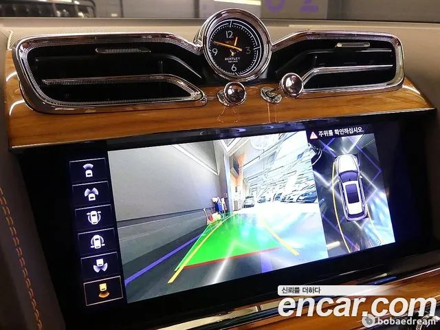 Bentley Bentayga 2023 Жемчужный цвет из Кореи, фото 2