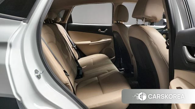 Hyundai Kona 2018 Белый из Кореи, фото 2