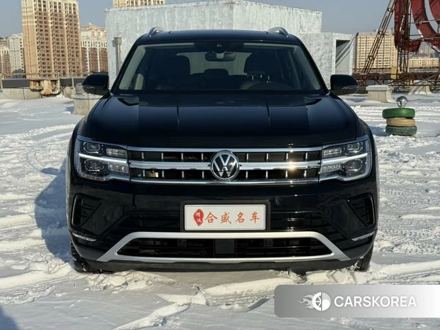 Volkswagen Tourang 2022 Черный из Китая, фото 2