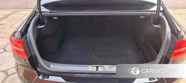 Volkswagen Magotan 2018 Черный из Китая, фото 2