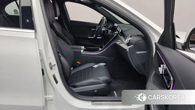 Mercedes-Benz C-Class W206 2025 Белый из Кореи, фото 2