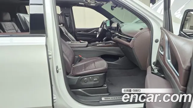 Cadillac Escalade 5th Generation 2023 Белый из Кореи, фото 2