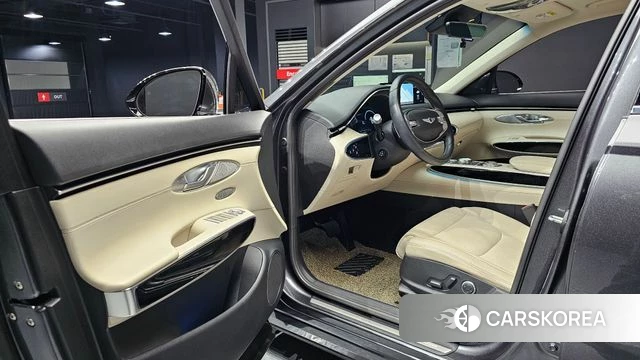 Genesis GV70 2021 Серый из Кореи, фото 2