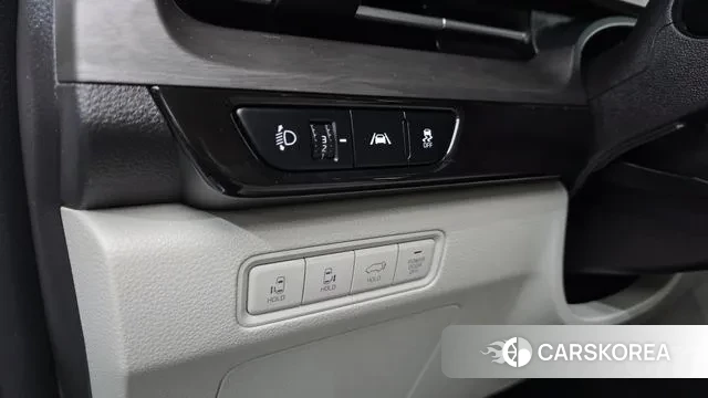 Kia Carnival 4th generation 2023 Белый из Кореи, фото 2