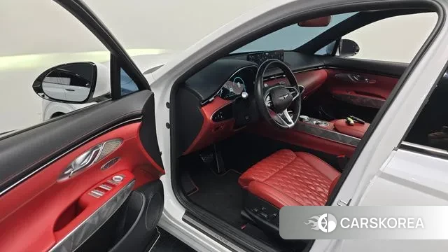 Genesis GV70 2021 Белый из Кореи, фото 2