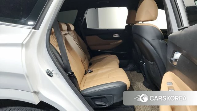 Hyundai The New Santa Fe 2021 Белый из Кореи, фото 2