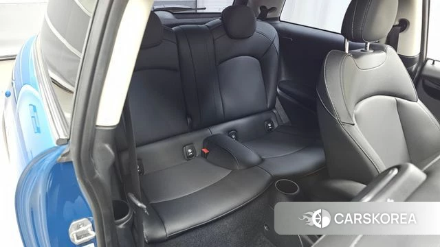 Mini Cooper 2023 Синий из Кореи, фото 2